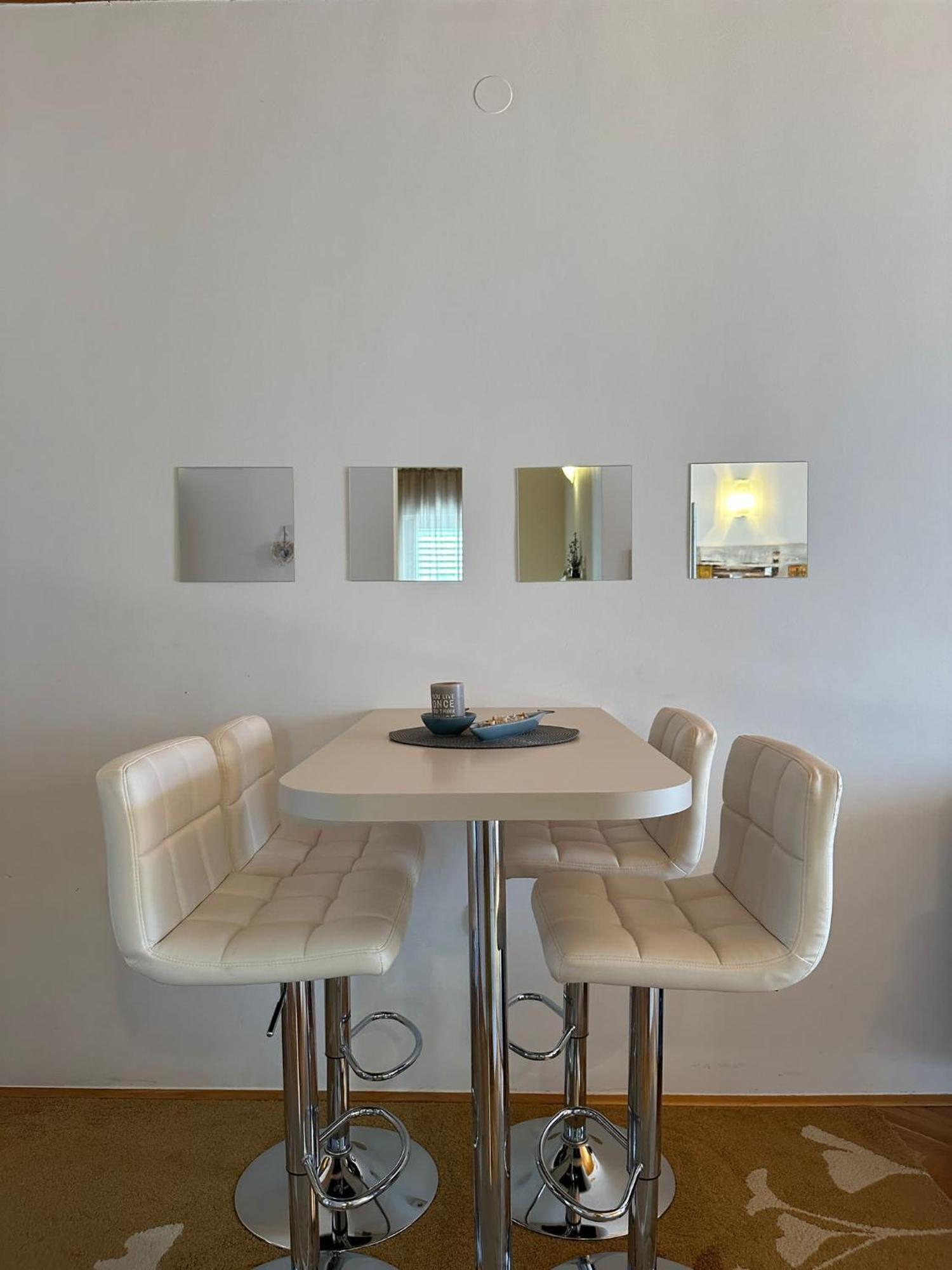 Apartment Sara Новаля Екстериор снимка